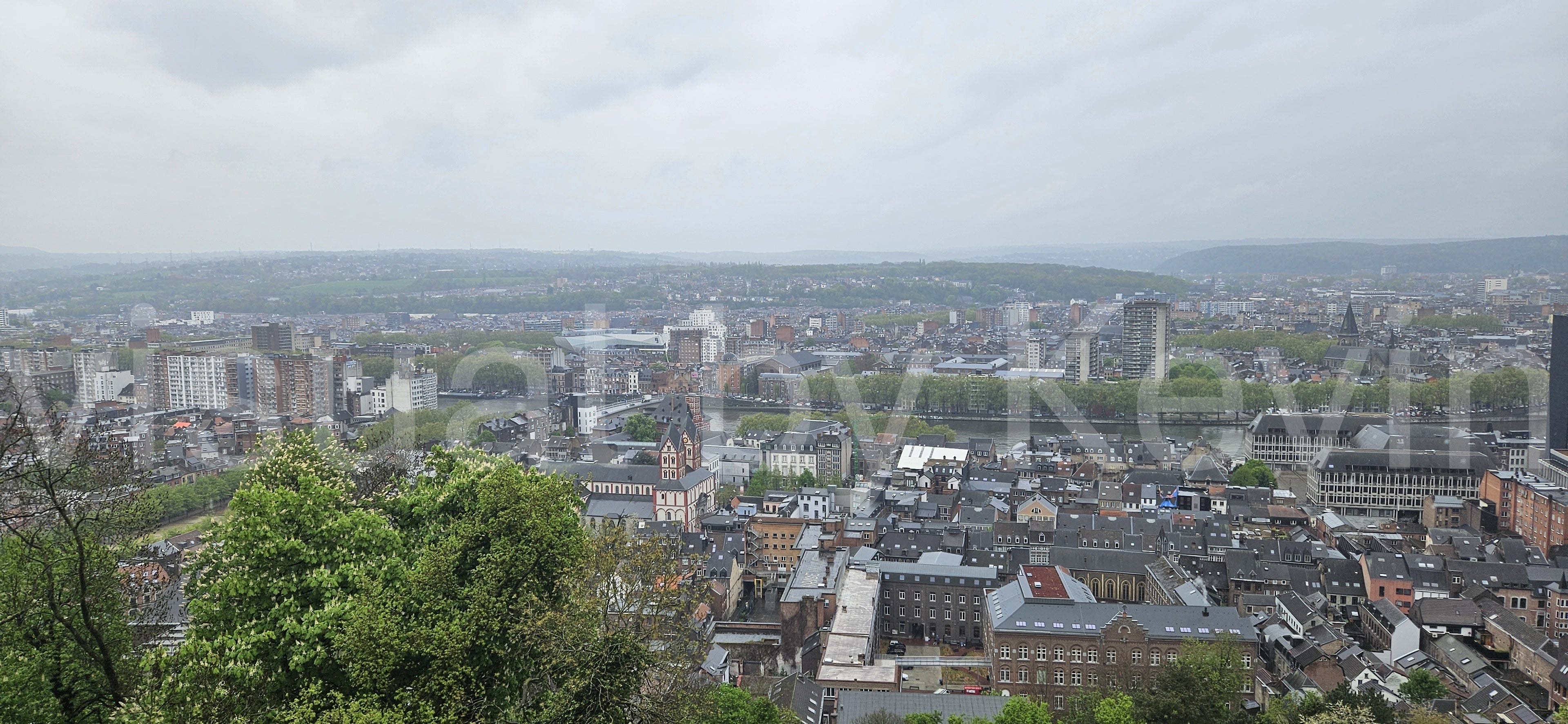 A photo of a lookout platform above Liège