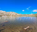 Klares Wasser am Alpenpass